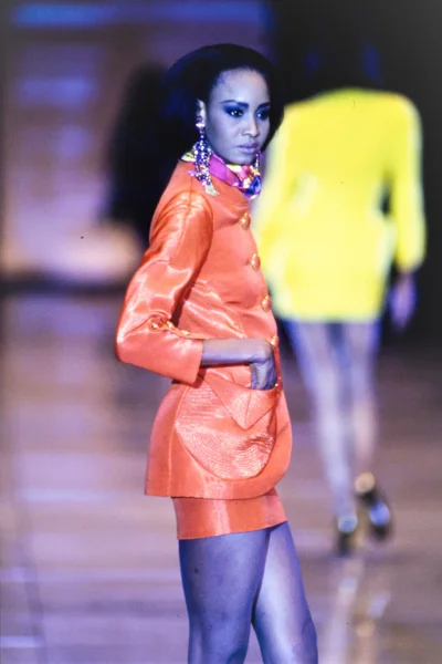 Look 8